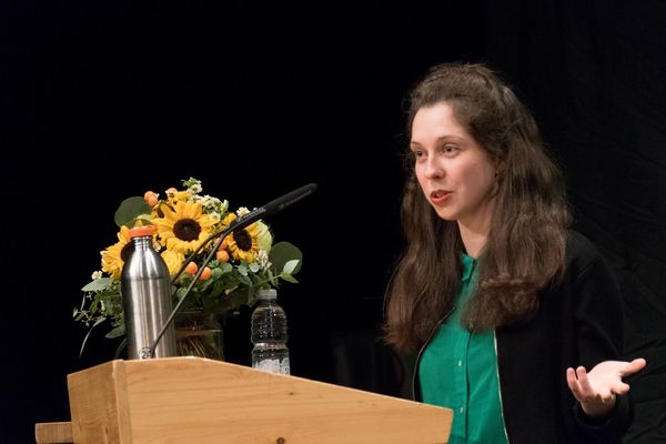 Zoe Mayer ist Grüne Direktkandidatin im Wahlkreis Karlsruhe-Stadt